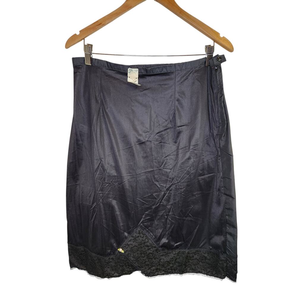Beverly Vogue California Black Lace Half Slip NWT | 1960s–70s Nylon small med